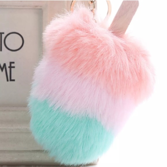 Accessories - POPSICLE POM KEYCHAIN